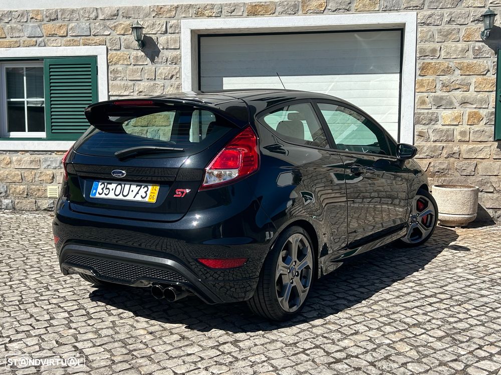 Ford Fiesta 1.6 T ST — fotografia 5
