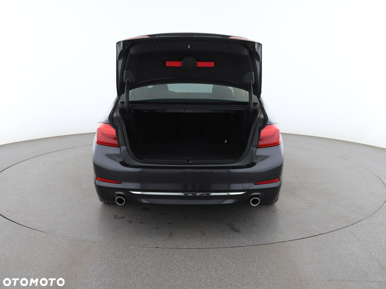 BMW Seria 5 530e xDrive Luxury Line - 19