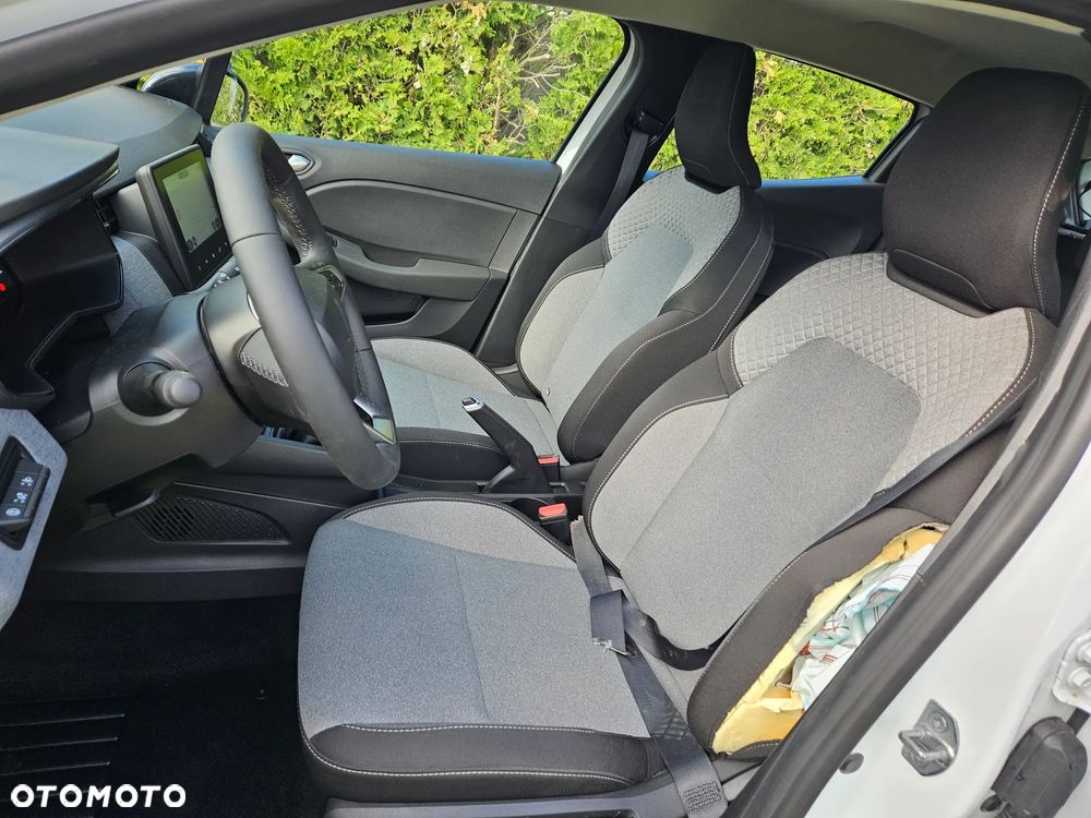 Renault Clio TCe 90 TECHNO - 9
