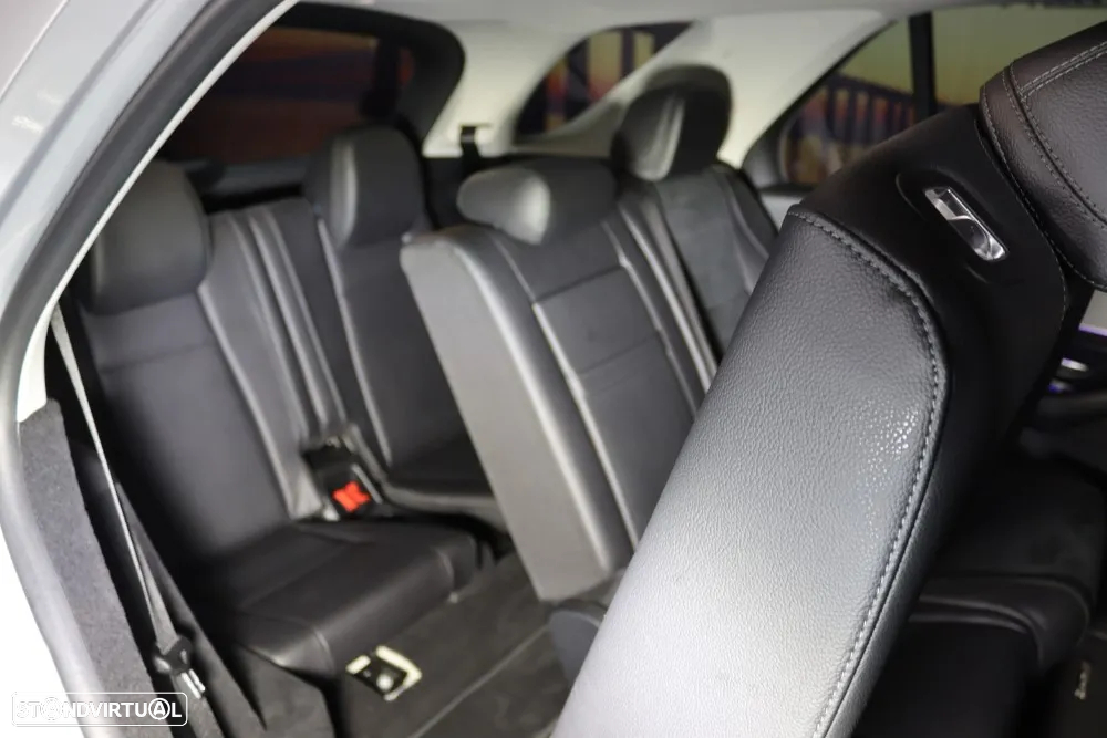 Mercedes-Benz GLE 300 d 4Matic - 22