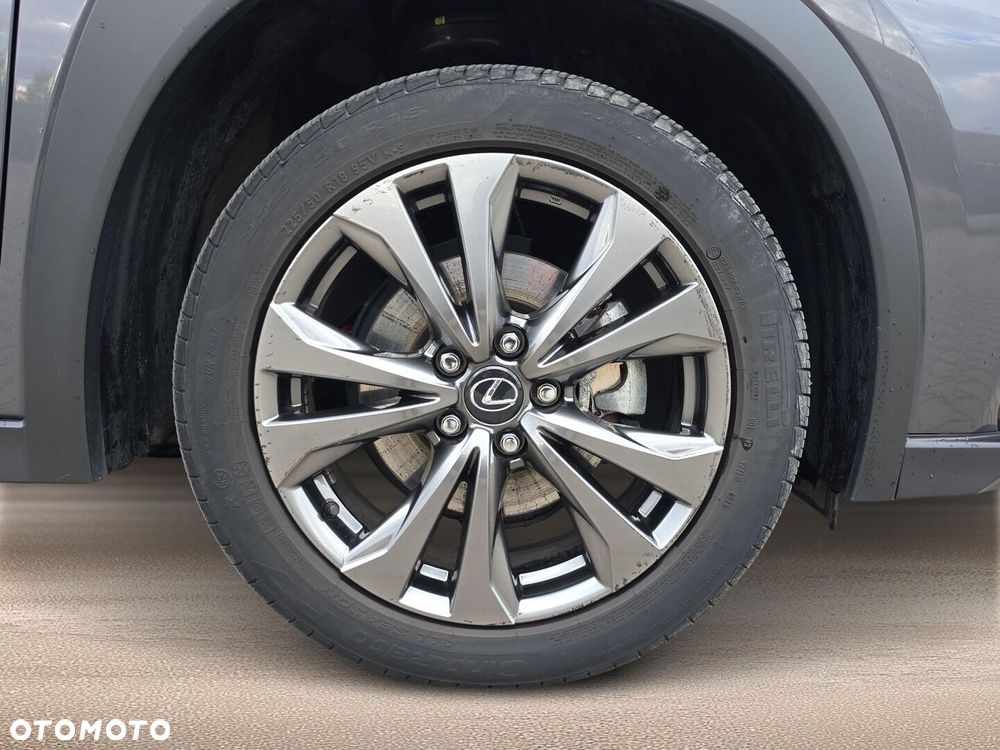 Lexus UX 300h F Sport - 28
