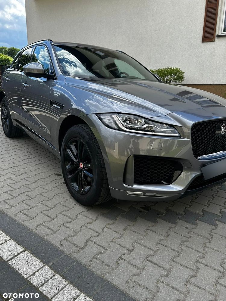 Jaguar F-Pace 2.0 i4P AWD Chequered Flag - 5