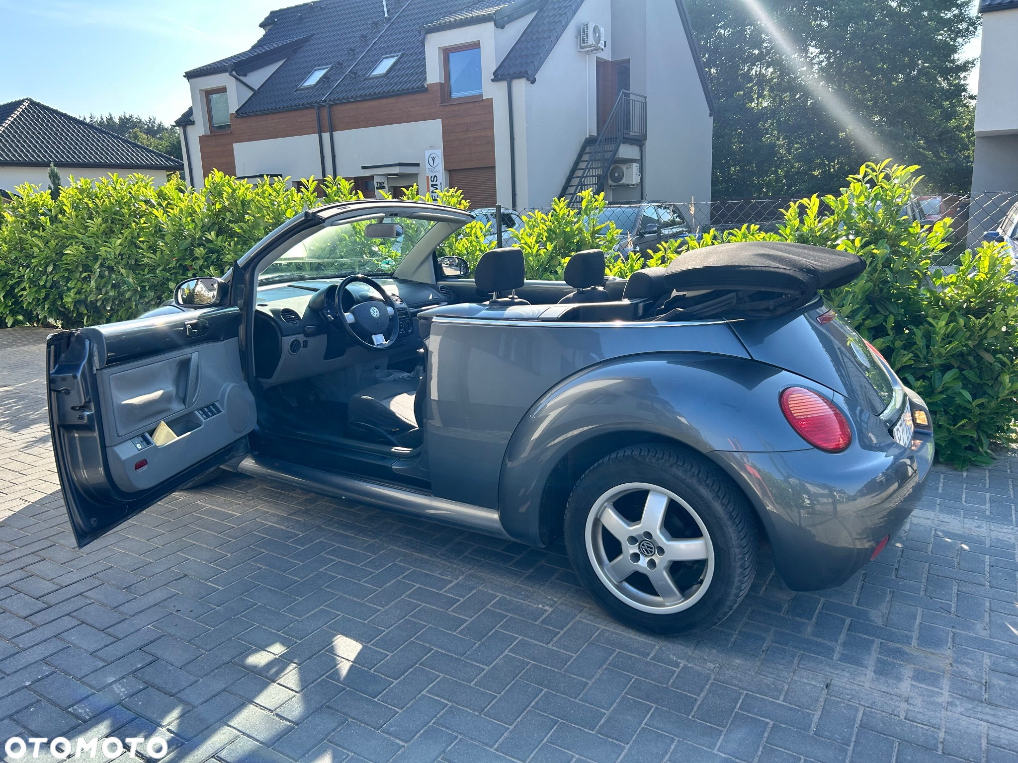 Volkswagen New Beetle 1.6 - 5