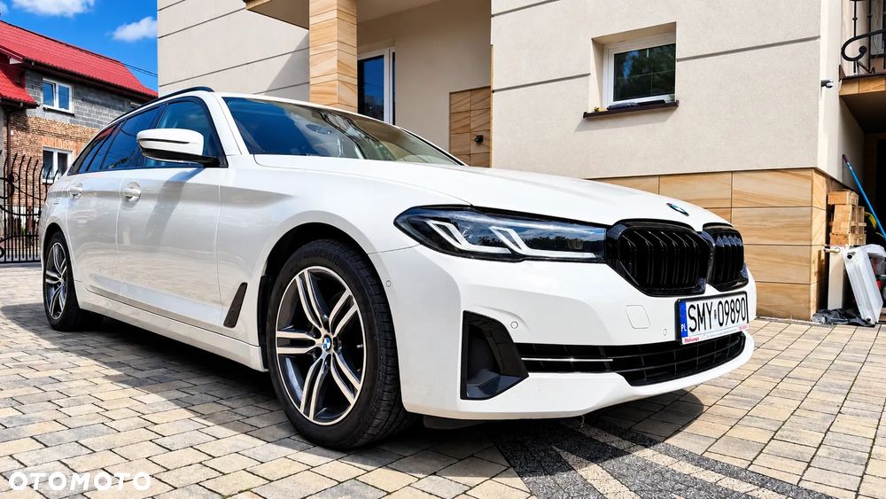 BMW Seria 5 520d Sport Line - 12
