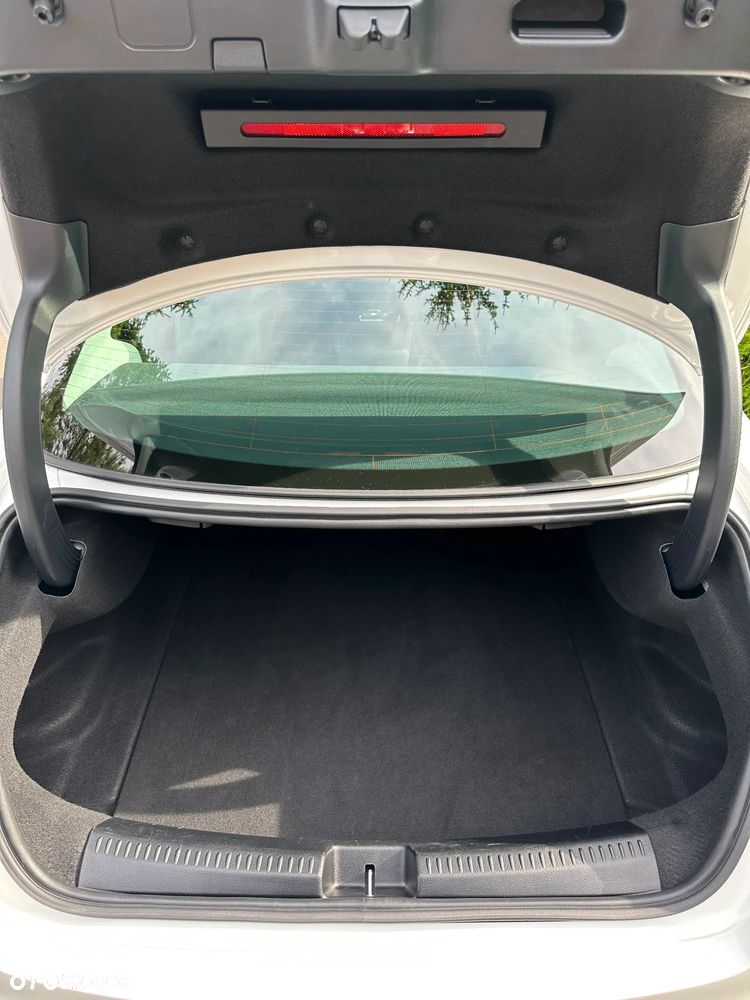 Mercedes-Benz CLA 200 mHEV 7G-DCT - 16
