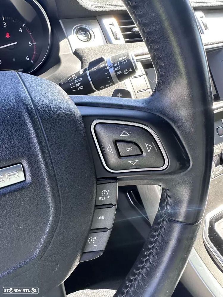 Land Rover Range Rover Evoque 2.0 D150 AWD R-Dynamic Auto - 45