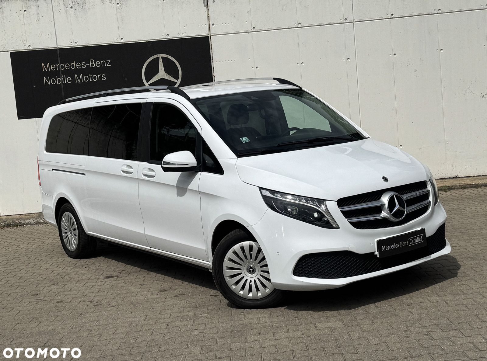 Mercedes-Benz Klasa V - 2