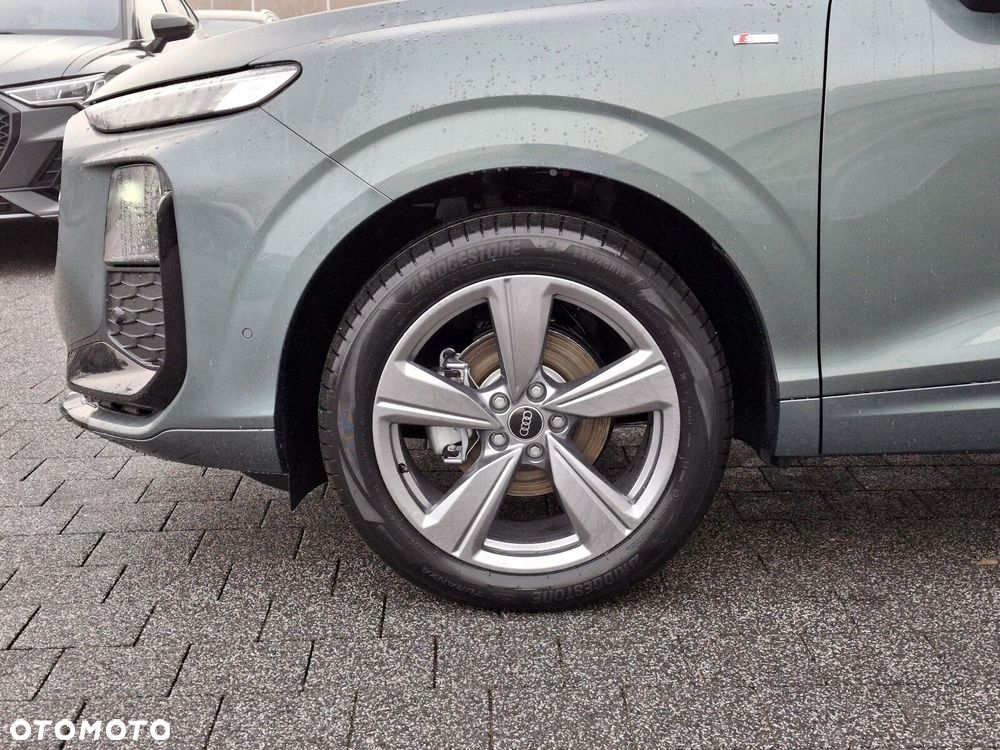 Audi Q3 Sportback - 4