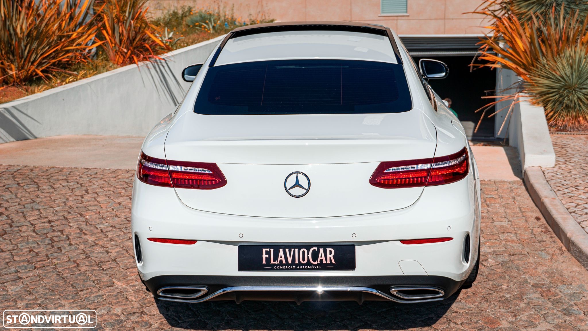 Mercedes-Benz E 220 d 4Matic Coupe 9G-TRONIC AMG Line - 10