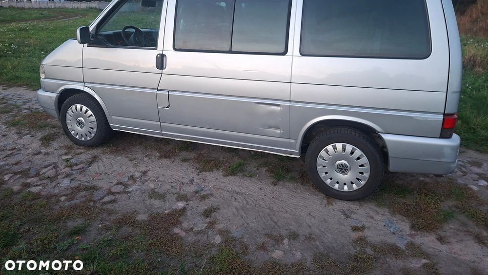 Volkswagen Multivan Standard - 5