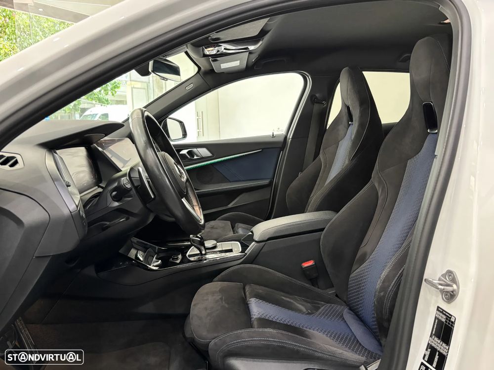 BMW M135i xDrive - 12