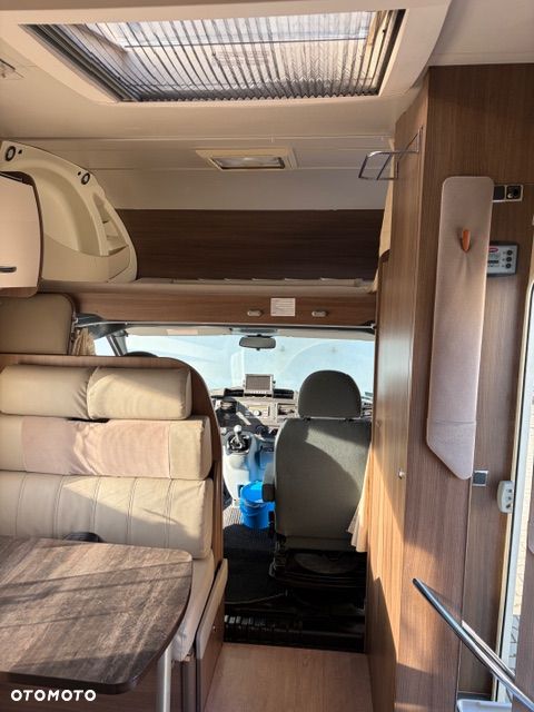 Ford Challanger - 13