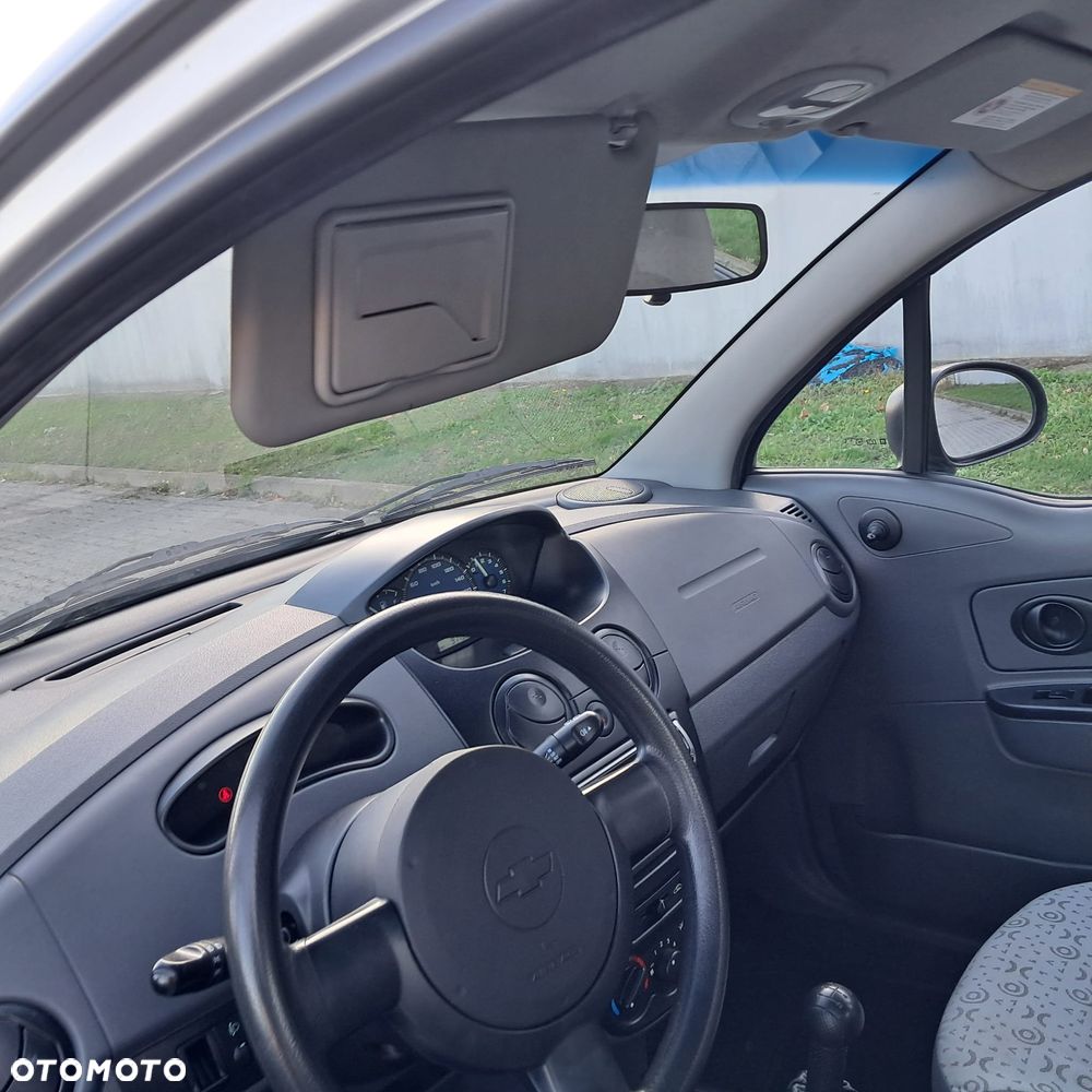 Chevrolet Spark - 4