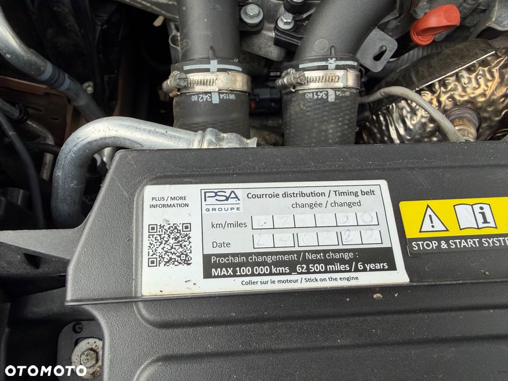 Peugeot 3008 1.2 PureTech Allure S&S - 38