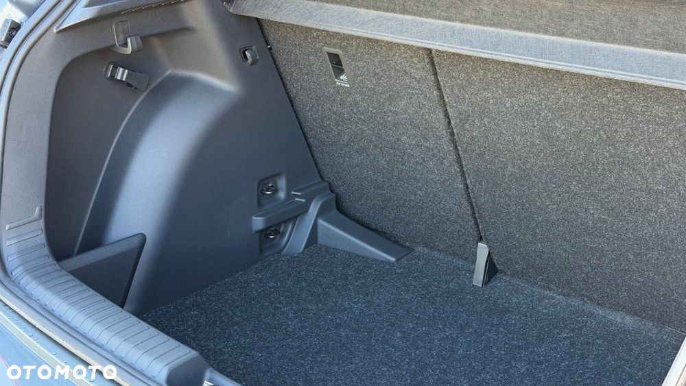 Skoda Fabia 1.0 TSI Selection - 8