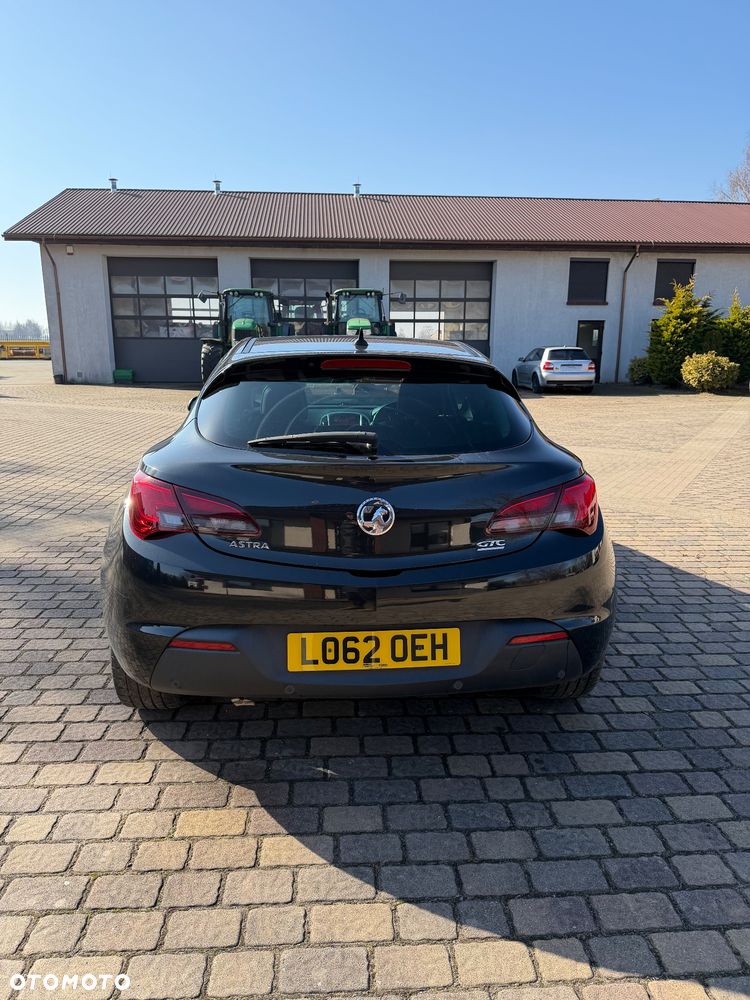 Opel Astra - 4