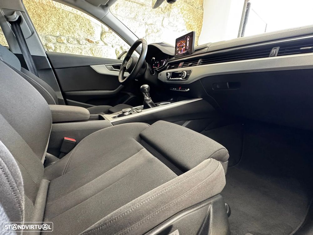 Audi A4 Avant 2.0 TDI S-line - 15