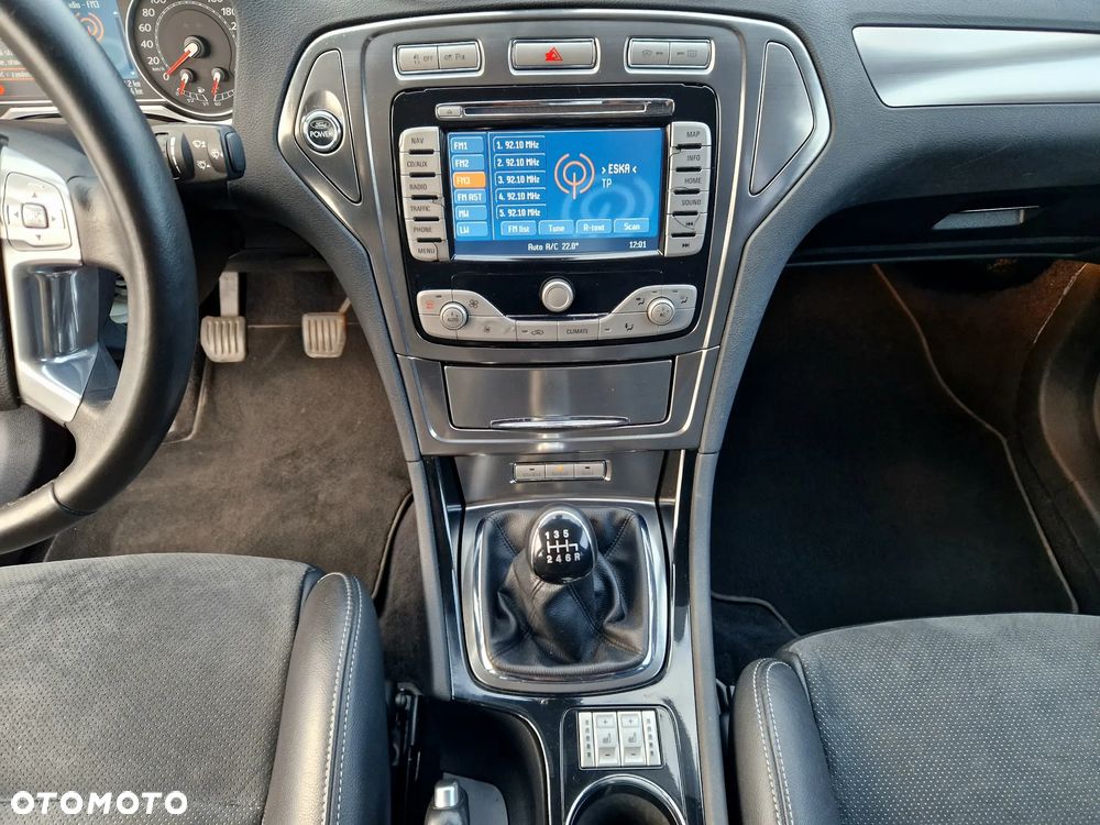 Ford Mondeo 2.5 Titanium X - 15