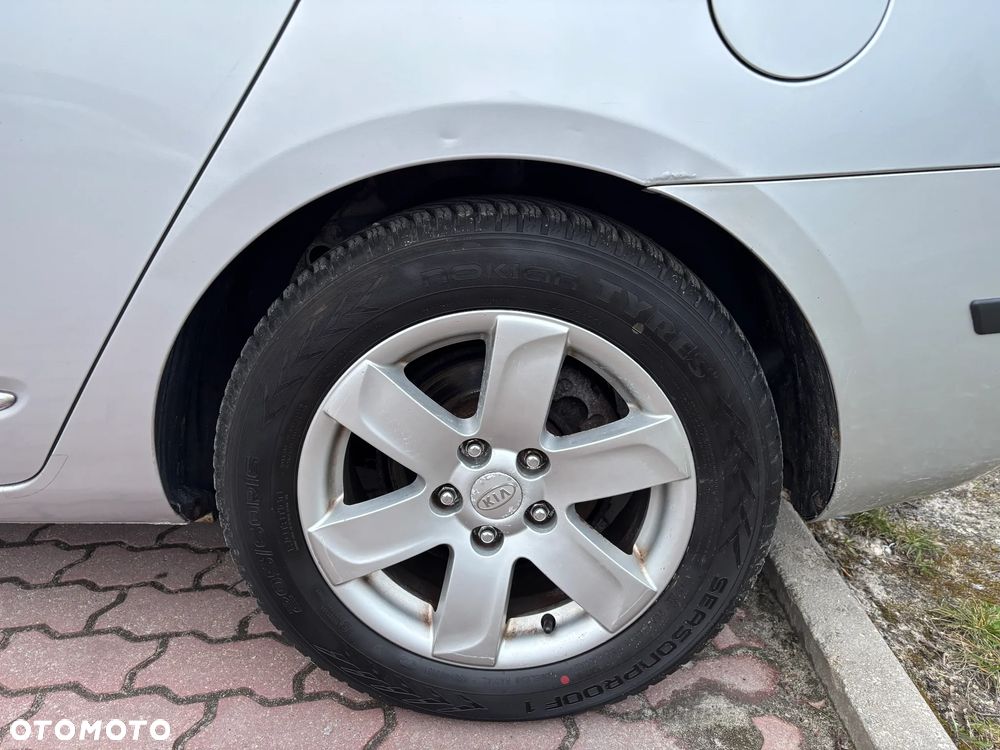Kia Carens CRDi DPF EX - 27