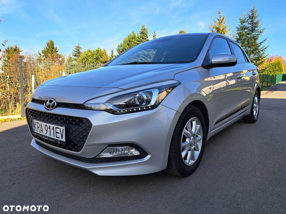Hyundai i20 - 19
