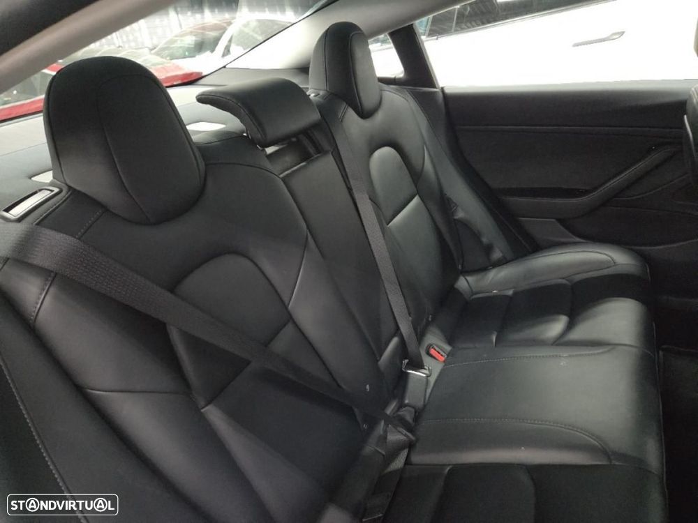 Tesla Model 3 AWD Dual Motor Performance - 5