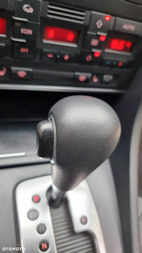 Audi A4 Avant 2.0 TDI DPF multitronic - 23
