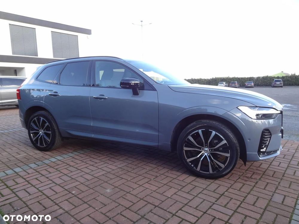 Volvo XC 60 B5 B AWD Geartronic RDesign - 4
