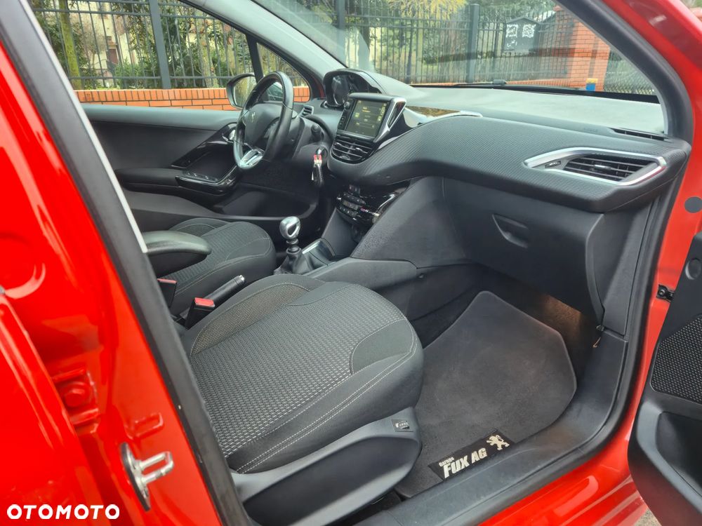 Peugeot 208 165 THP Stop & Start Allure - 18