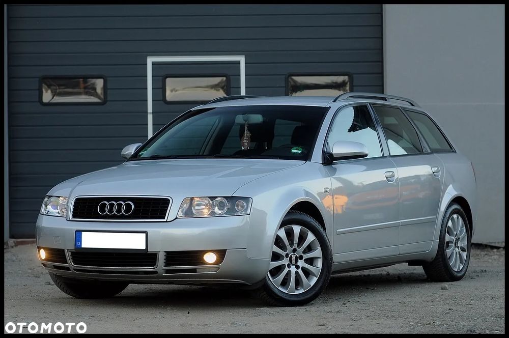 Audi A4 Avant - 11