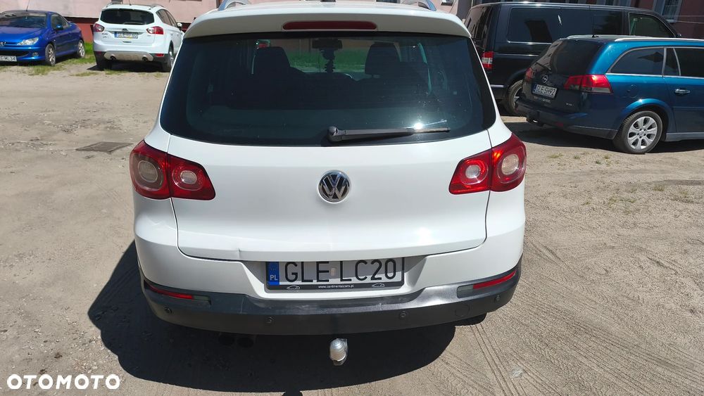 Volkswagen Tiguan - 5