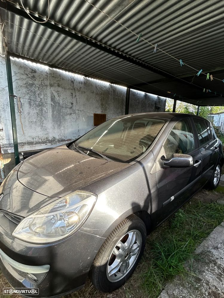 Renault Clio 1.2 16V Dynamique S - 12