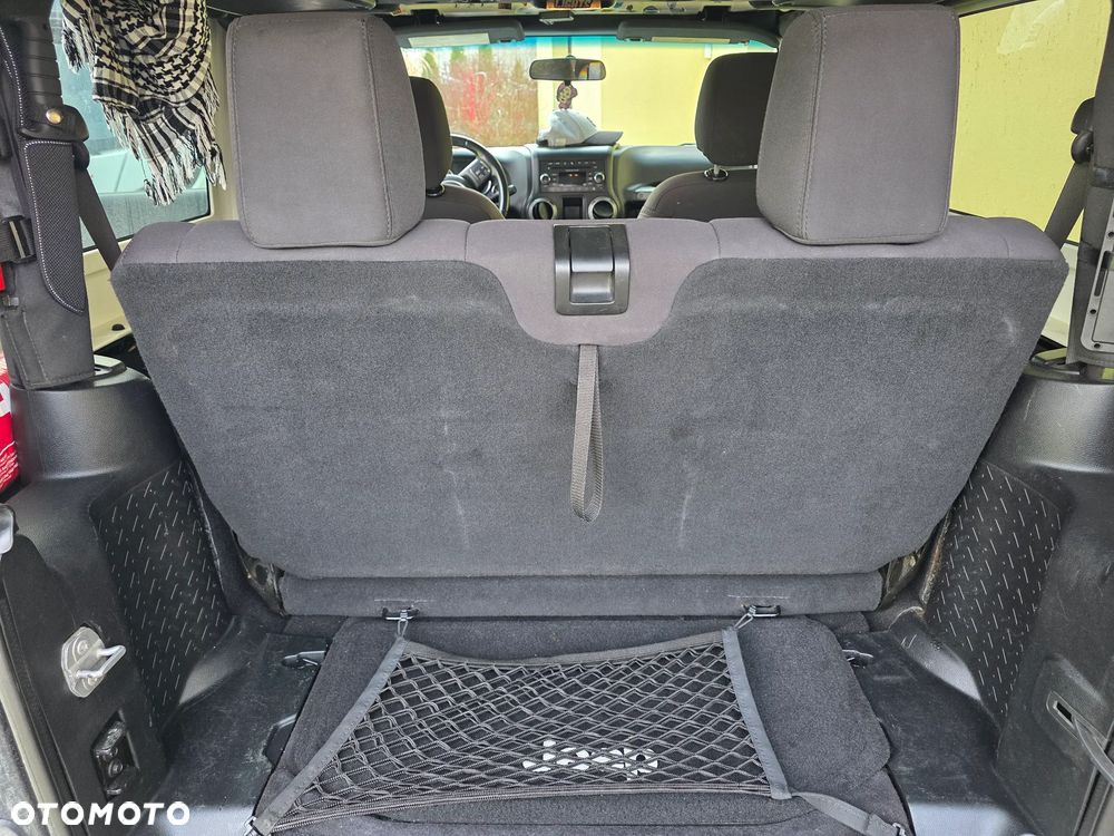 Jeep Wrangler - 18