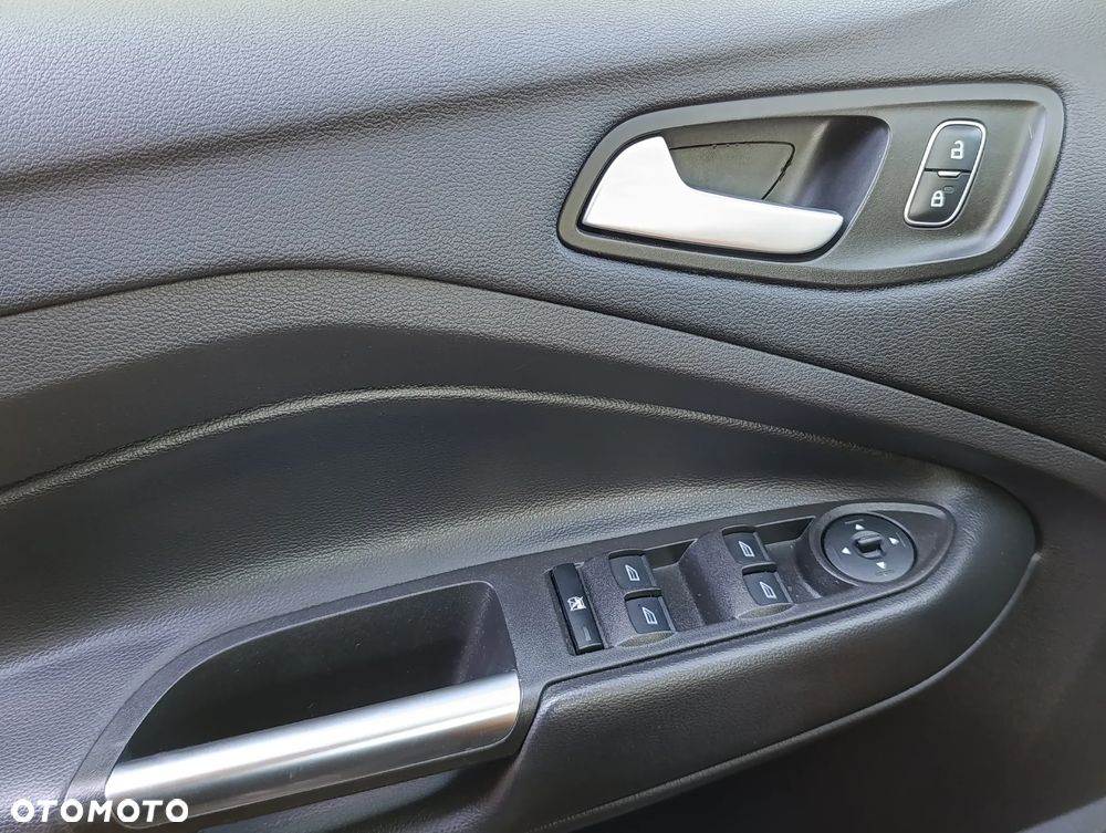 Ford Escape 1.5 EcoBoost AWD SE - 16