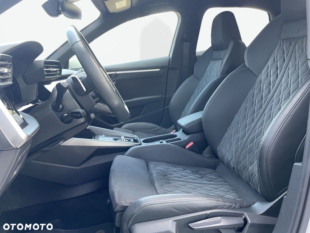 Audi S3 Limousine TFSI Quattro S tronic - 11