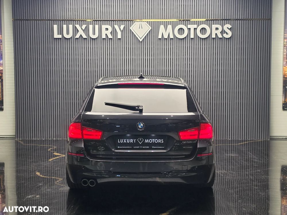 BMW Seria 5 520d Sport-Aut. - 13