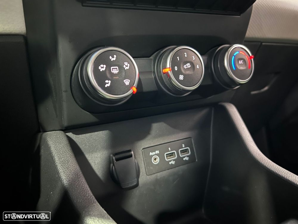 Renault Clio 1.0 TCe Limited - 24