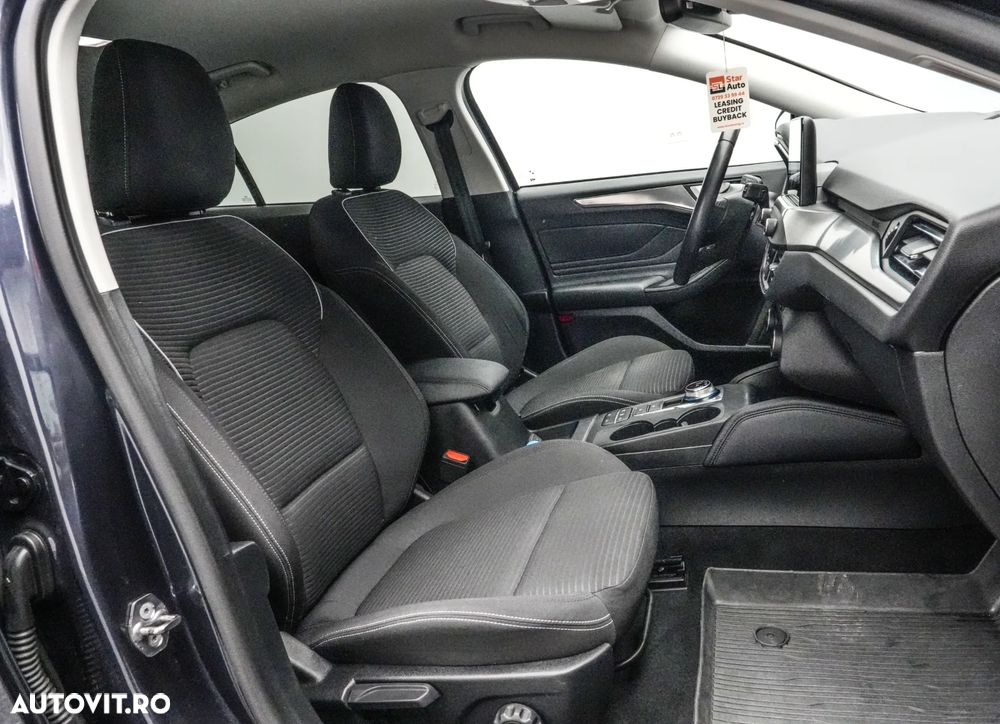 Ford Focus 1.0 EcoBoost Titanium Business - 14