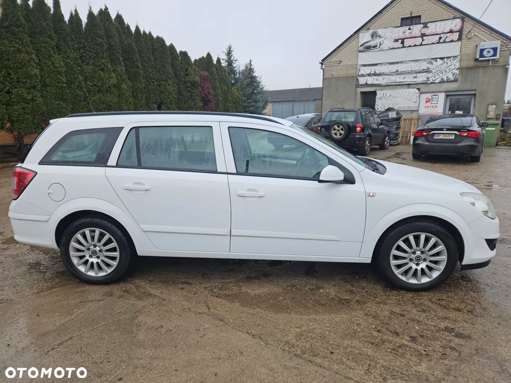 Opel Astra 1.6 NAVI - 2