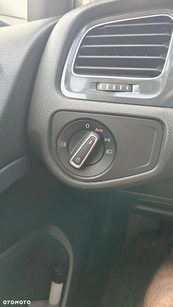 Volkswagen Golf 1.6 TDI BMT Comfortline - 13