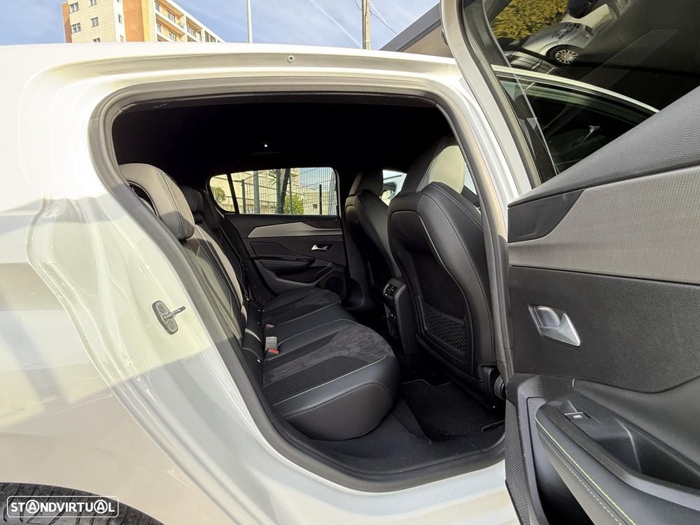 Peugeot 308 1.2 PureTech GT EAT8 - 49