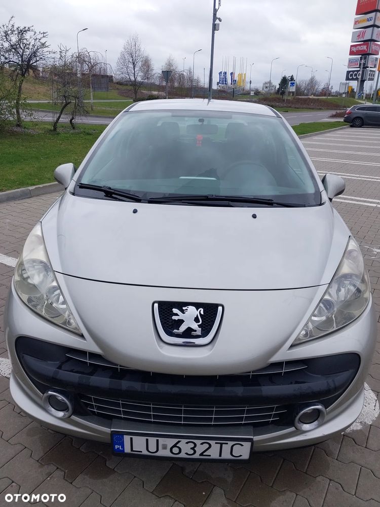 Peugeot 207 - 9
