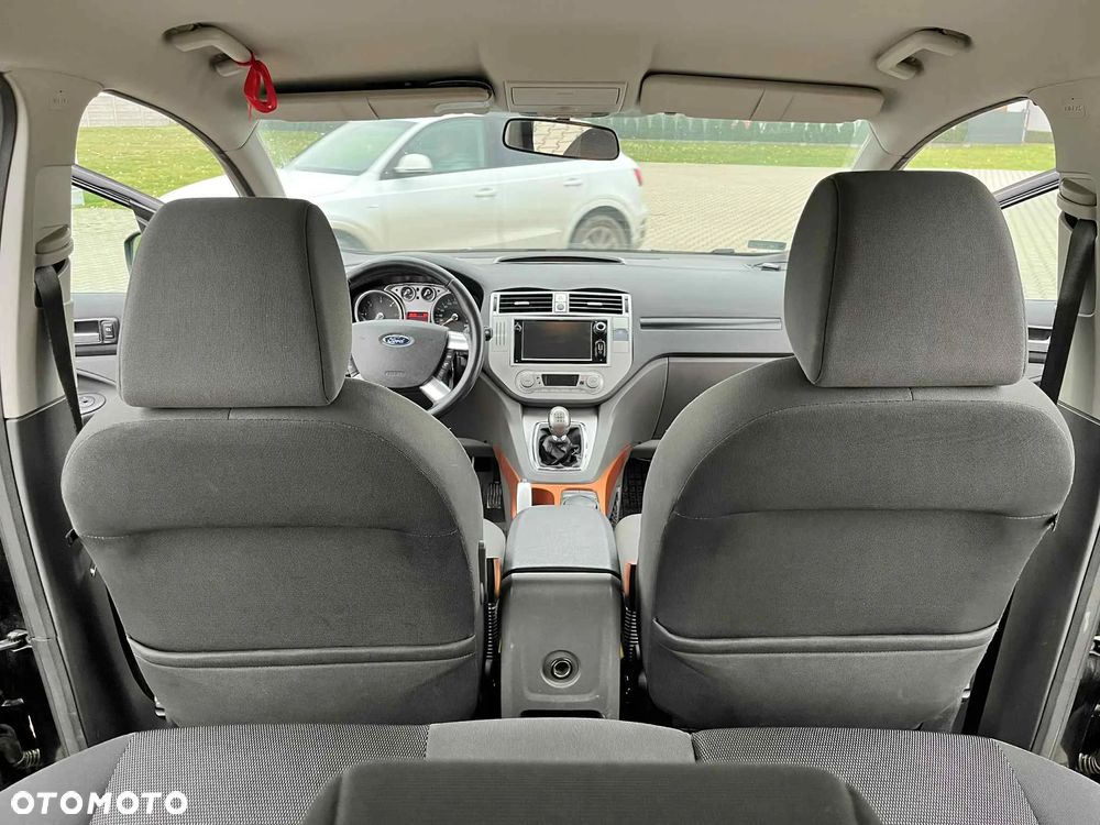 Ford Kuga 2.0 TDCi Titanium FWD - 14