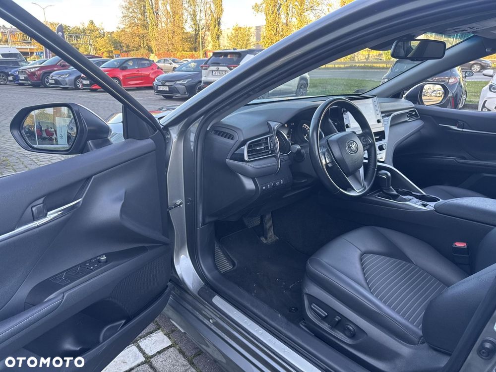 Toyota Camry 2.5 Hybrid Prestige CVT - 28