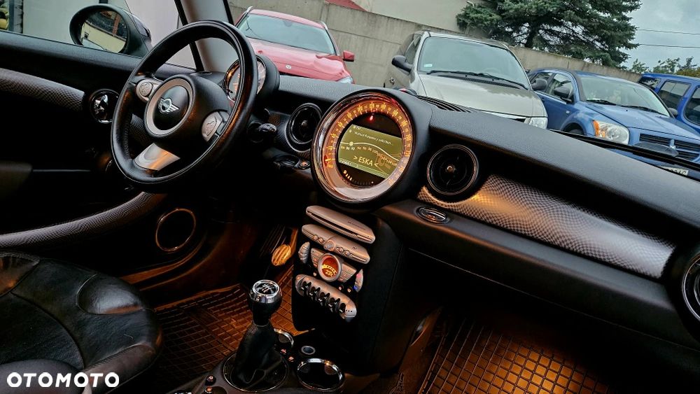 MINI Cooper S - 8