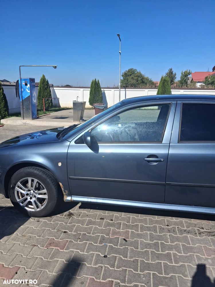 Skoda Octavia - 2