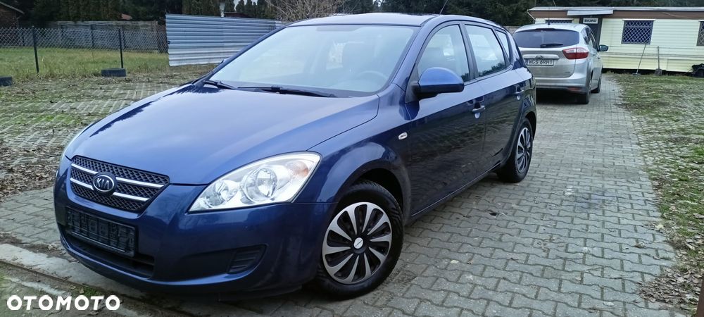 Kia Ceed 1.4 Comfort - 2