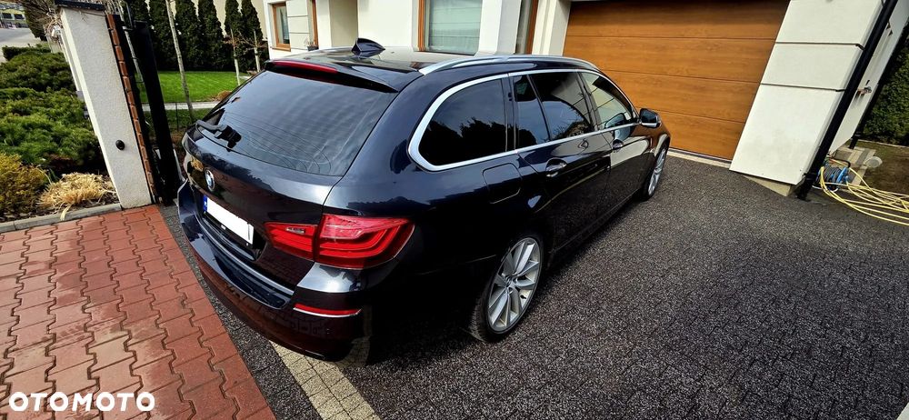 BMW Seria 5 528i xDrive Modern Line - 5