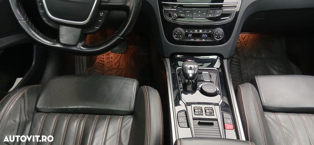 Peugeot 508 RXH Hybrid4 - 19