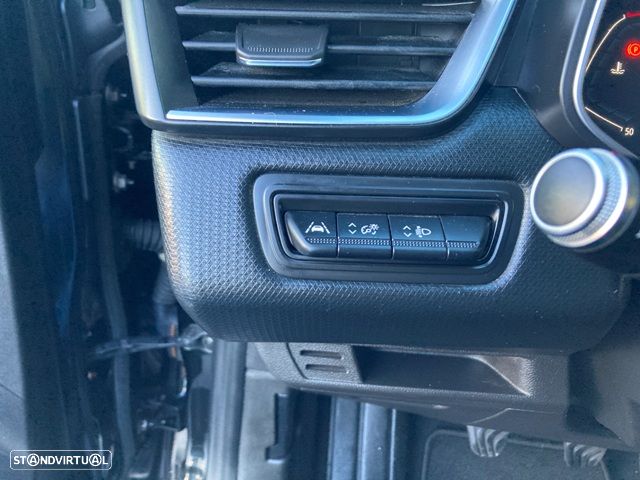 Renault Clio TCe 90 EVOLUTION - 19