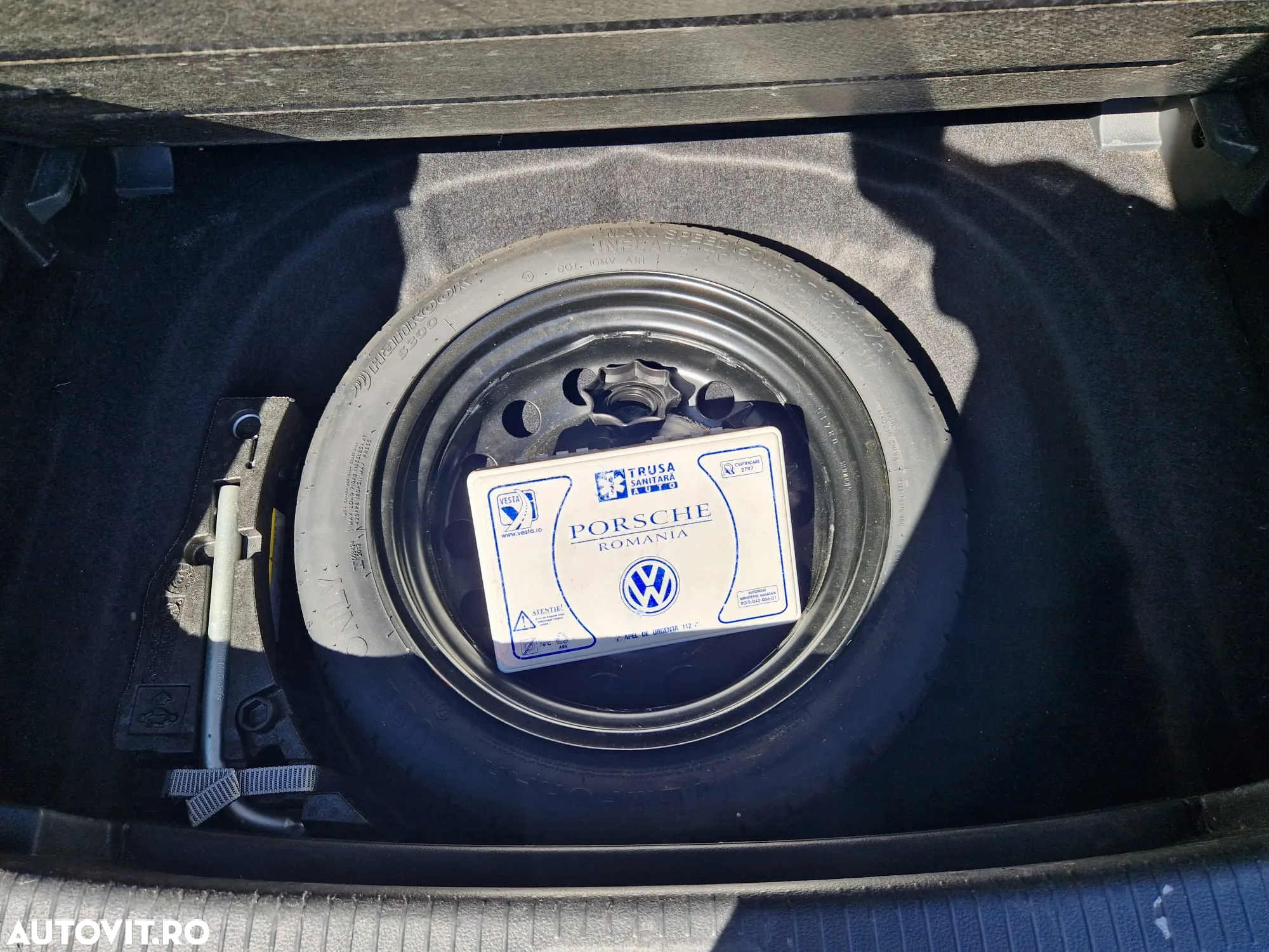 Volkswagen Golf 1.6 TDI Comfortline - 24